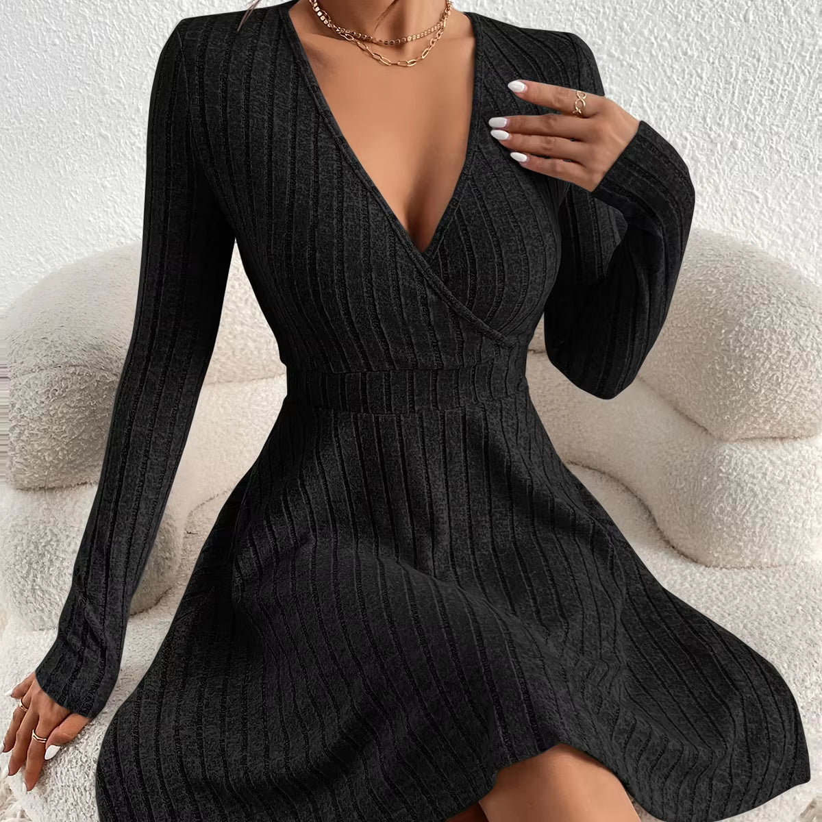 Autumn and Winter New Women'S Knitted Slim Sexy Sheath Dress Waist Slimming inside a Short Bag Hip Little Black Dress