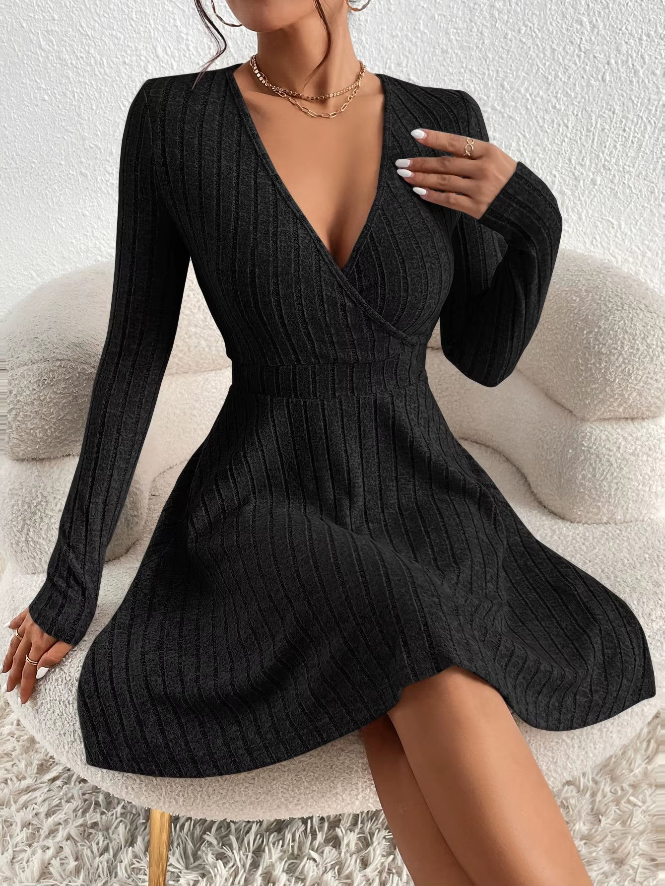 Autumn and Winter New Women'S Knitted Slim Sexy Sheath Dress Waist Slimming inside a Short Bag Hip Little Black Dress
